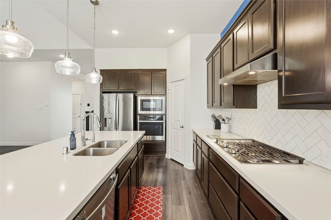 Photo - 15647 Roscobie Park Dr