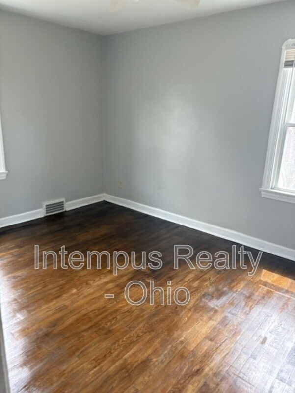 Photo - 2525 Ohio Ave