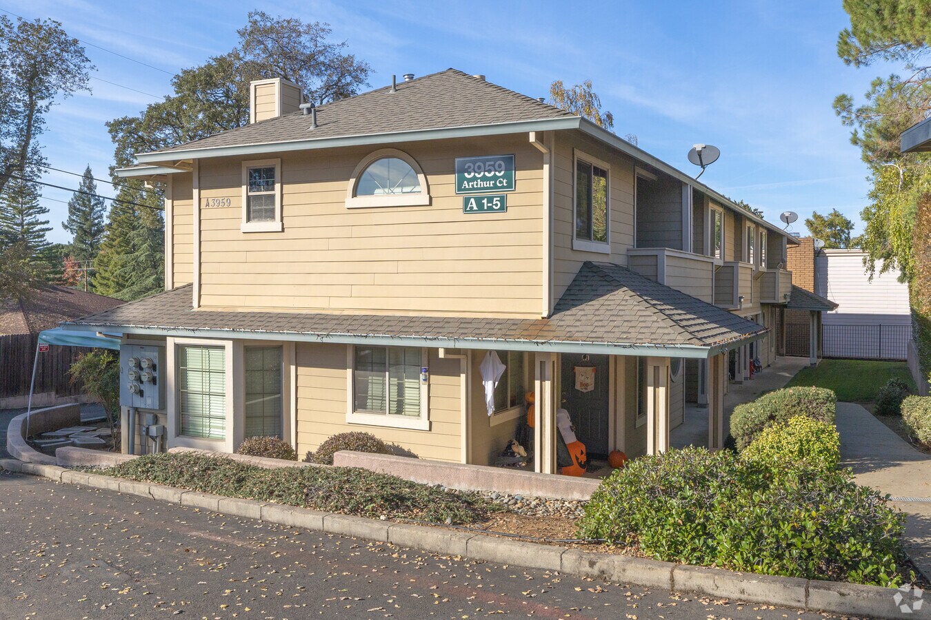 Photo - Camelot Woods Condominiums