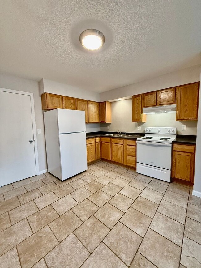 Photo - 1110/1114 2nd St SE Unit 1110 2nd St SE