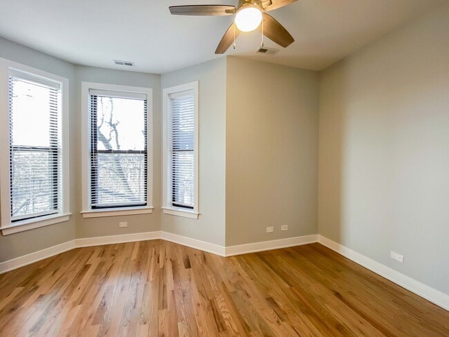 Photo - 2111 N Sedgwick St Unit 3