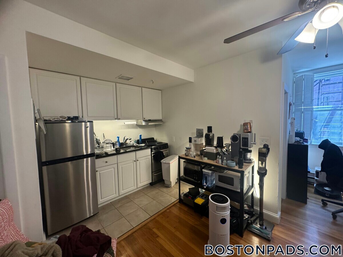 Photo - 529 Beacon St Unit 9