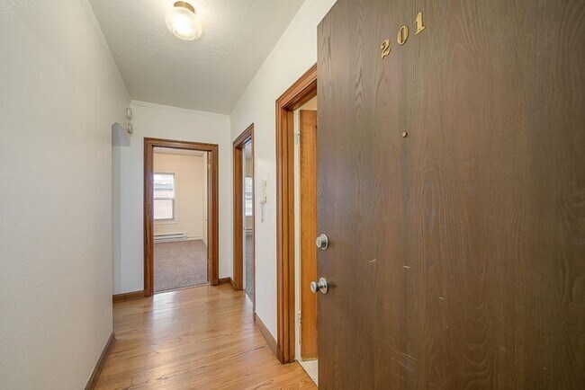 Photo - Redside - The Mulholland