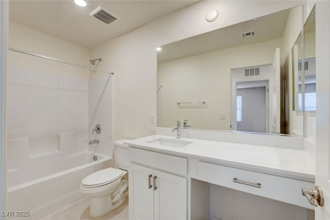 Building Photo - 5736 Remy Rain St