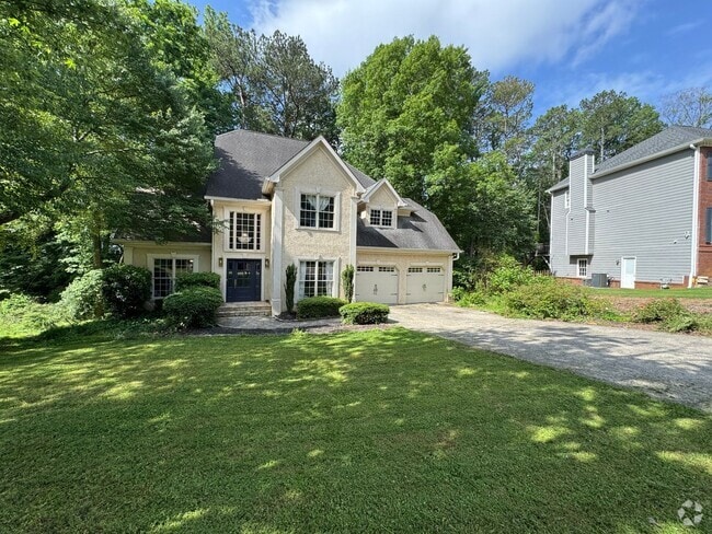 Building Photo - Stunning 4-Bed, 3-Bath Home in Prestigious...