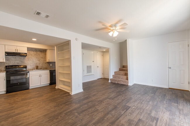 Brentwood Townhomes