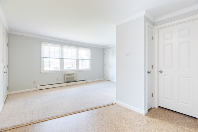 Sala de estar y comedor - Mount Vernon Apartments