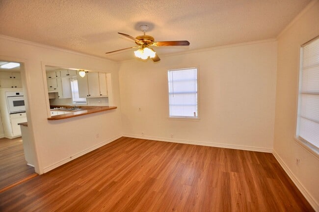 Photo - FOR LEASE! 1 BR - 1 BA Frame Home in Weatherford with Large Fenced Backyard