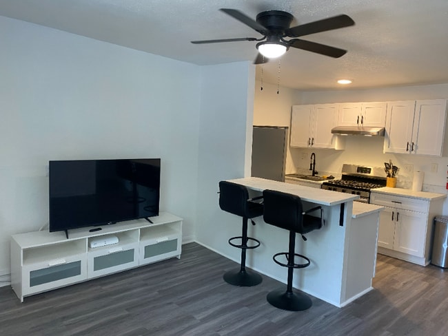 Photo - 5415 Buena Vista St Unidad 3