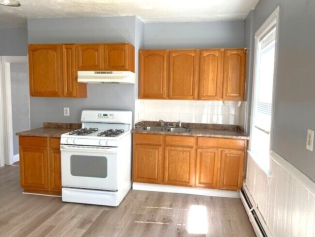 Photo - 74 Veazie St Unidad 1