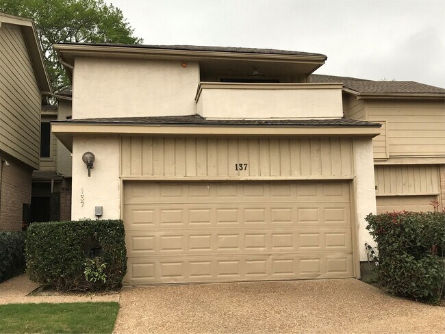 Photo - 12625 Memorial Dr Unidad 137