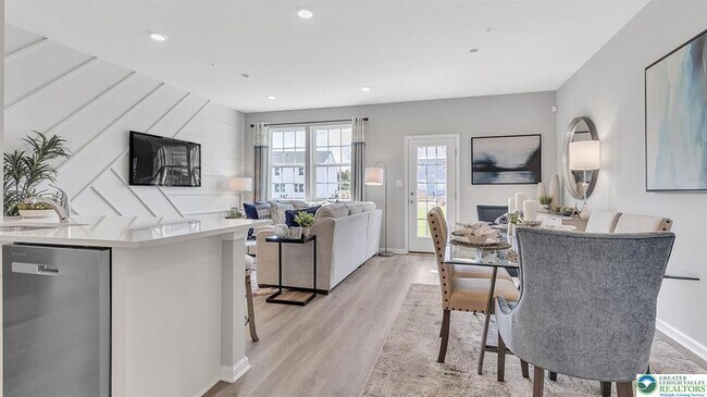 Photo - 1253 Susan Cir