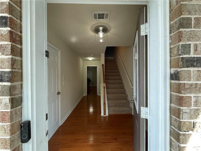 Photo - 2167 Meadow Peak Rd