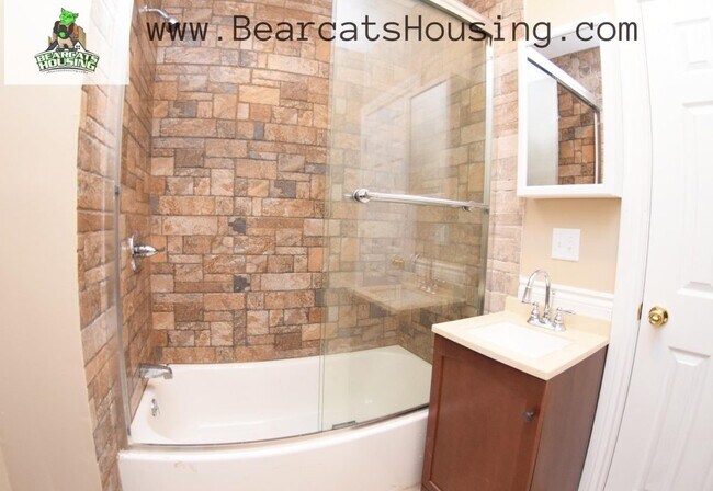 Photo - 82 Second St