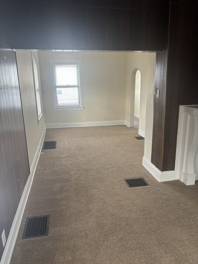 Photo - 2250 Sullivant Ave