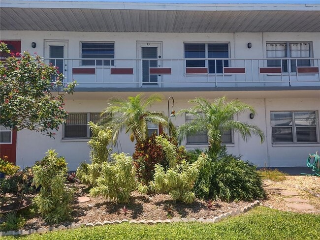 5850 18th St N Unit 23