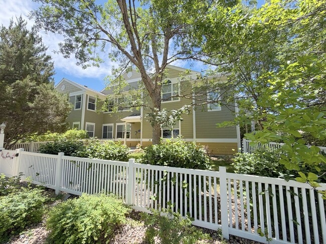Photo - 635 Gooseberry Dr