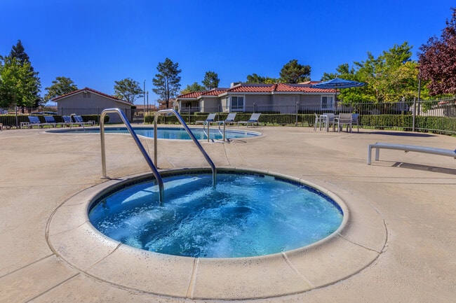 Photo - Sunset Pointe