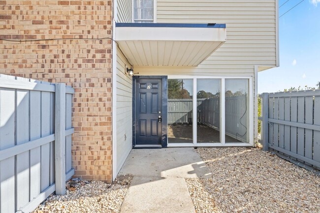 Photo - 203 Cougar Ridge Unit 2