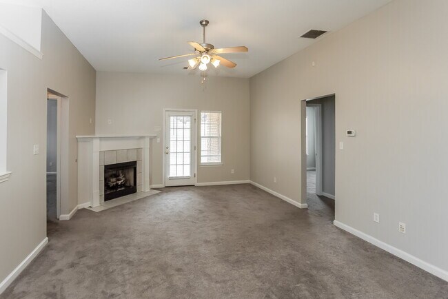 Photo - 8363 Cross Point Dr