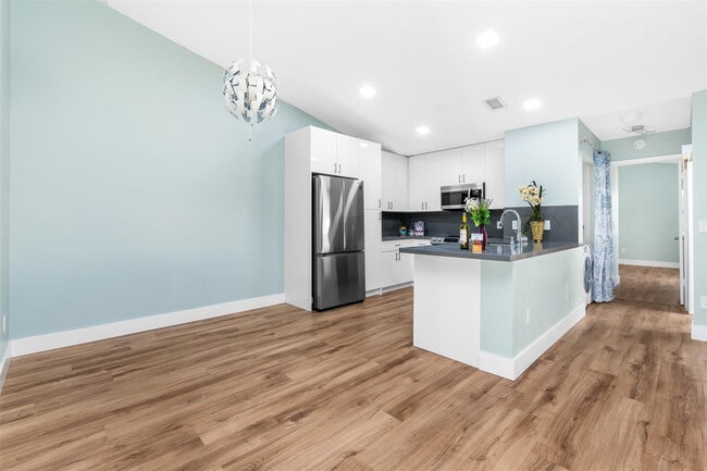 Photo - 9109 SW 21st St