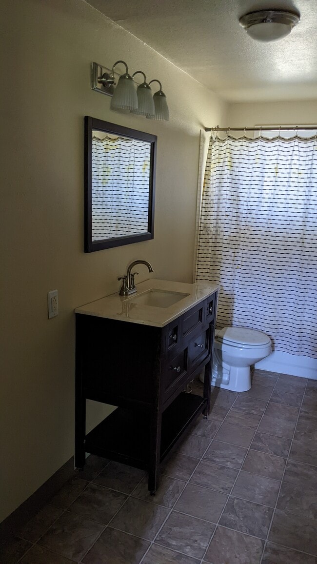 Photo - 1812 Tiffany St