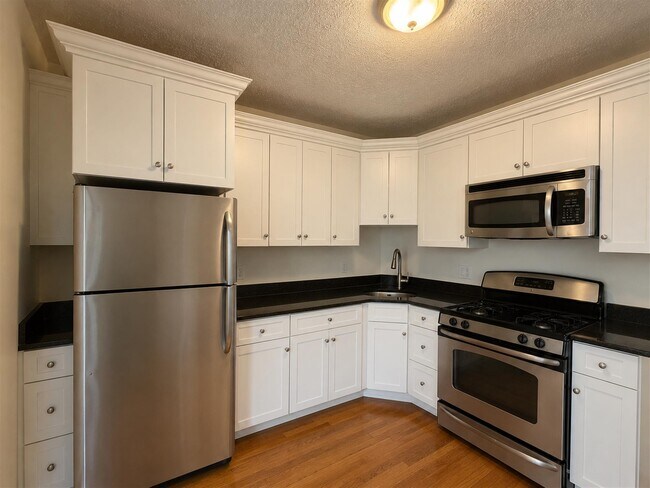 Photo - 23 Lowell St Unit 2l