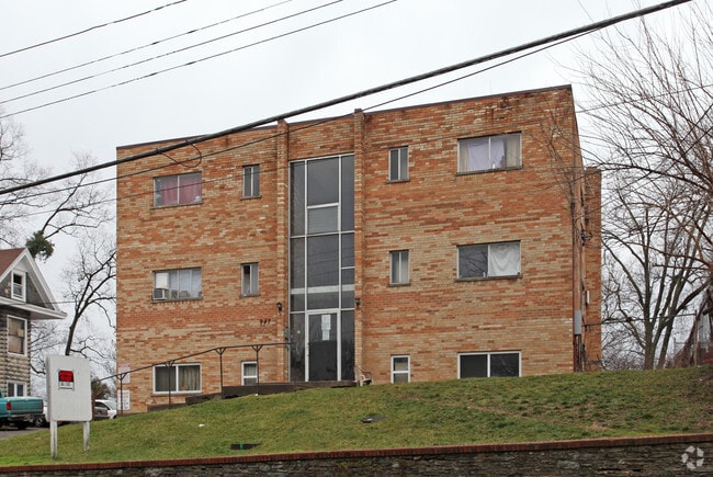 Photo - 947 Grand Ave