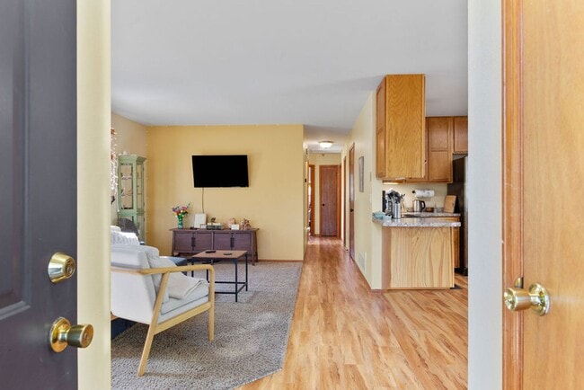 Photo - Classic 3 Bedroom 2 Bathroom in Fort Collins Ranch in an Incredible Location!