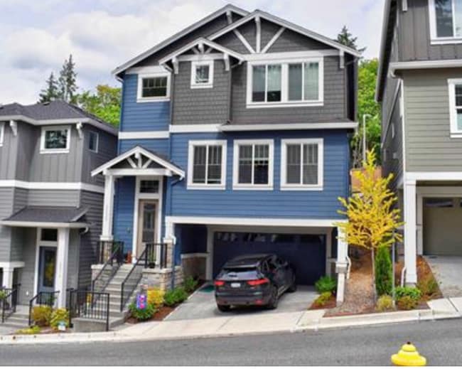 Building Photo - 22320 SE 43rd Pl