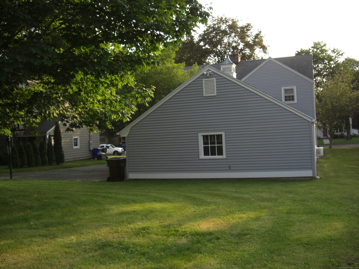 Photo - 42 Rosedale Rd