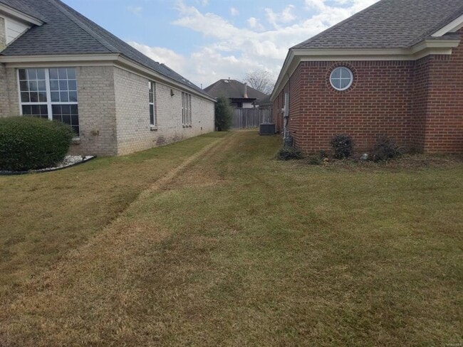 Photo - 7307 Heathermoore Loop