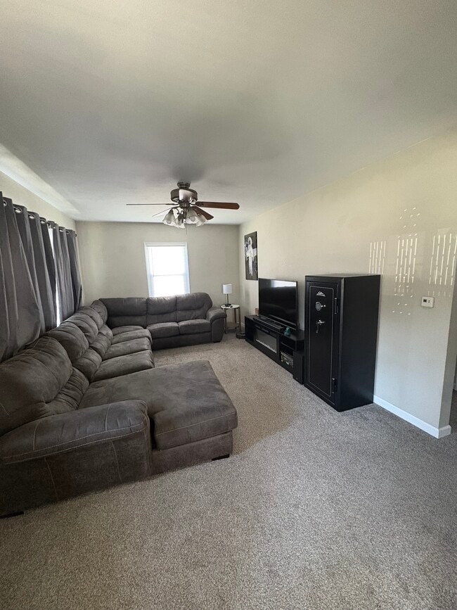 Photo - 1222 Marshall Dr