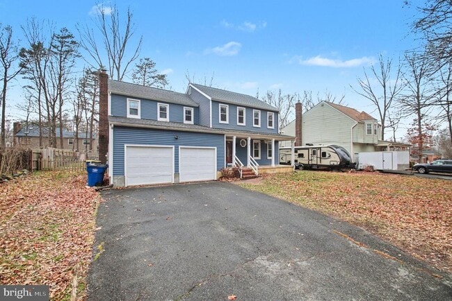 Building Photo - 128 Oakwood Dr