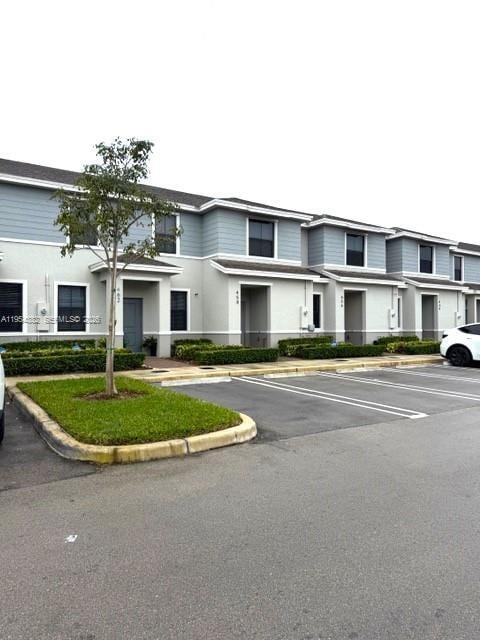 Photo - 470 NE 12th St