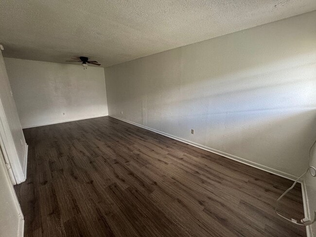 Photo - 505 Sunset Ln Unit Apt. E