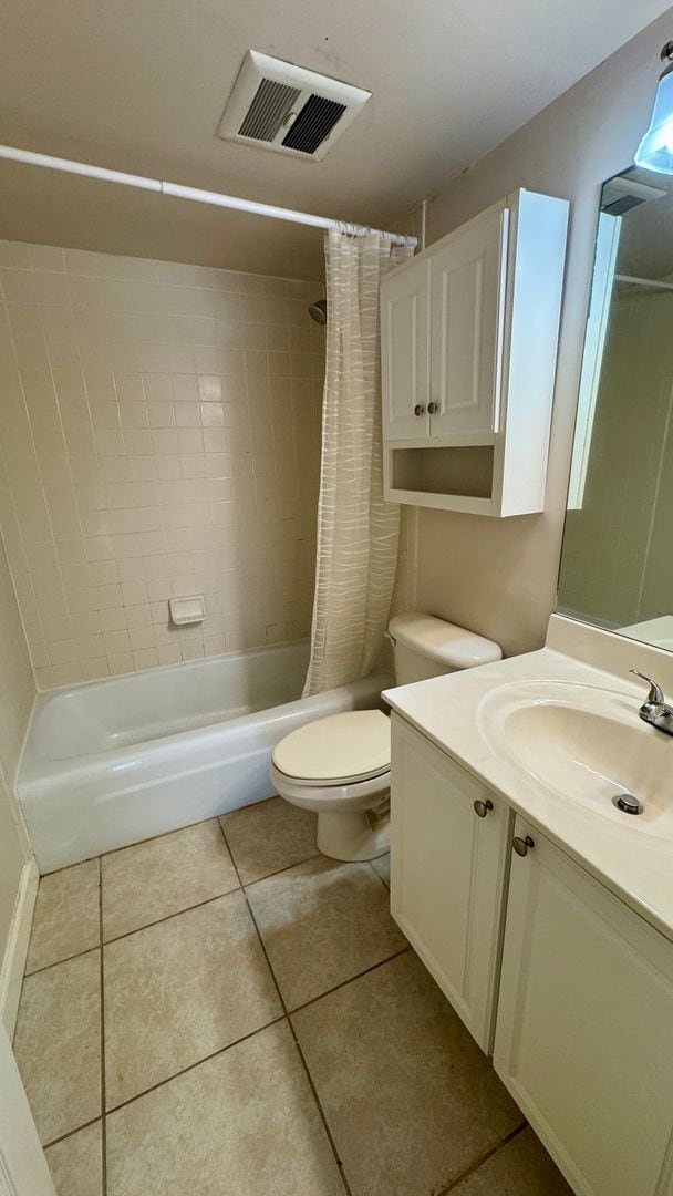 Photo - 1700 SW 16th Ct Unidad P02