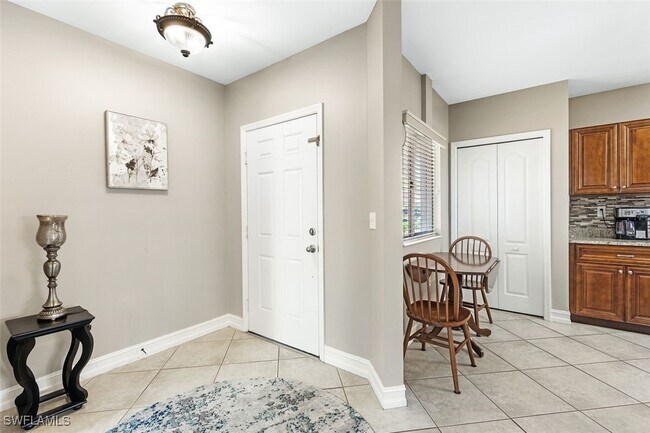 Photo - 7822 Great Heron Way Unidad 106