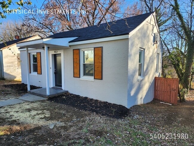 Photo - 412 Hanover Ave NW