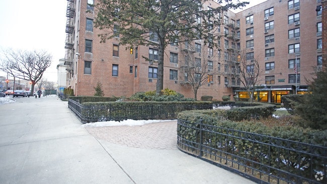 Photo - Atlantic Towers