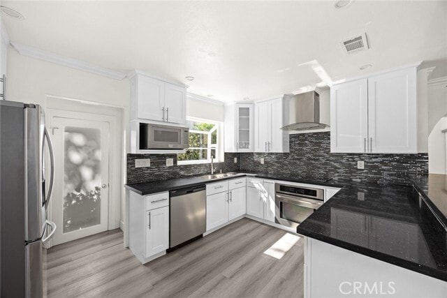 Building Photo - 647 W Montecito Ave