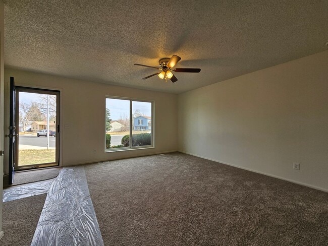 Photo - Lovely Aurora Tri-Level 4 Beds w/ New Paint, Carpet, Blinds, Huge Fenced Yard