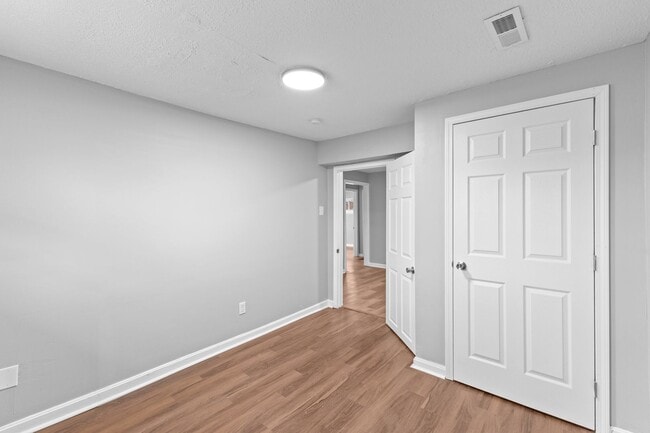 Photo - Newly Renovated 3-Bed Gem with Massive Yard – Modern Columbus Living!