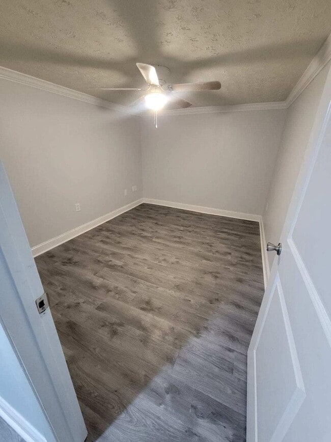 Photo - Unaka Apartments Unit A
