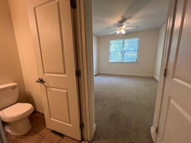 Photo - 1814 N 16th St Unidad 4B