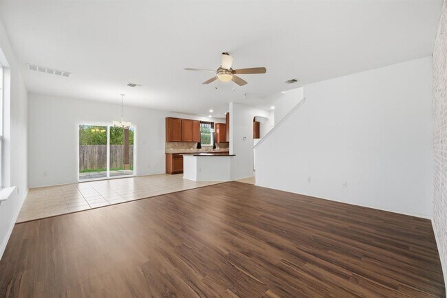 Photo - 13535 Abraham Lincoln St