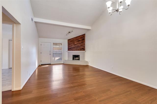 Photo - 2733 St George Pl