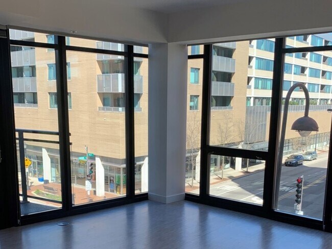 Photo - 847 Chicago Ave Unit 801