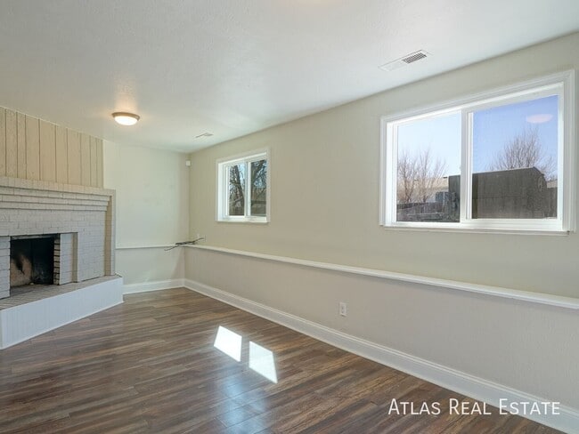 1540 Yakima Dr