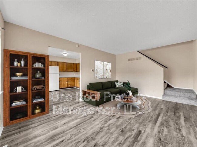 Photo - 701 Linwood Dr House